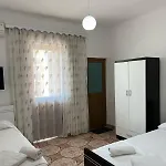 Near Apartment Sarandë