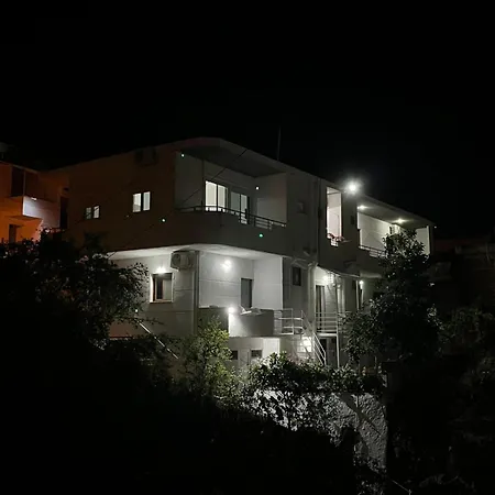 شقة Near ساراندا