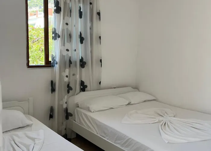 Near Apartament Saranda