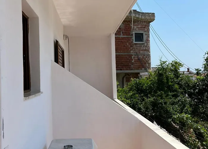 Apartament Near Saranda